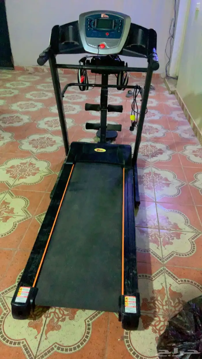 سير رياضي كهربائي مع جهاز مساج كهربائي شغال السعر 700ريال 0