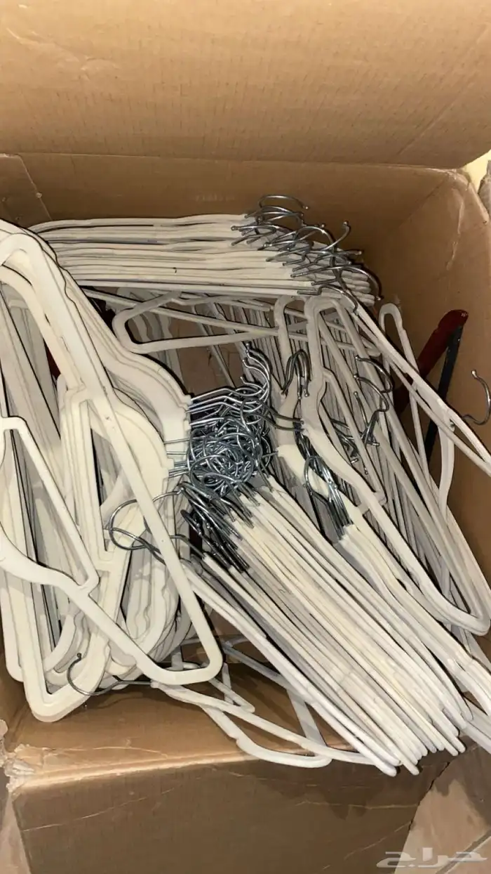 معاليق ملابس 0