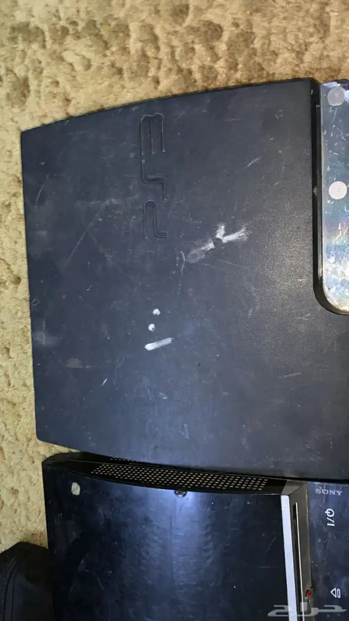 أنا عندي سوني 3 موديل السوني أبيع على الله بس سوني شغال 4