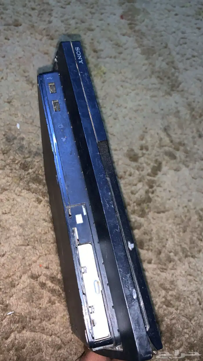أنا عندي سوني 3 موديل السوني أبيع على الله بس سوني شغال 6