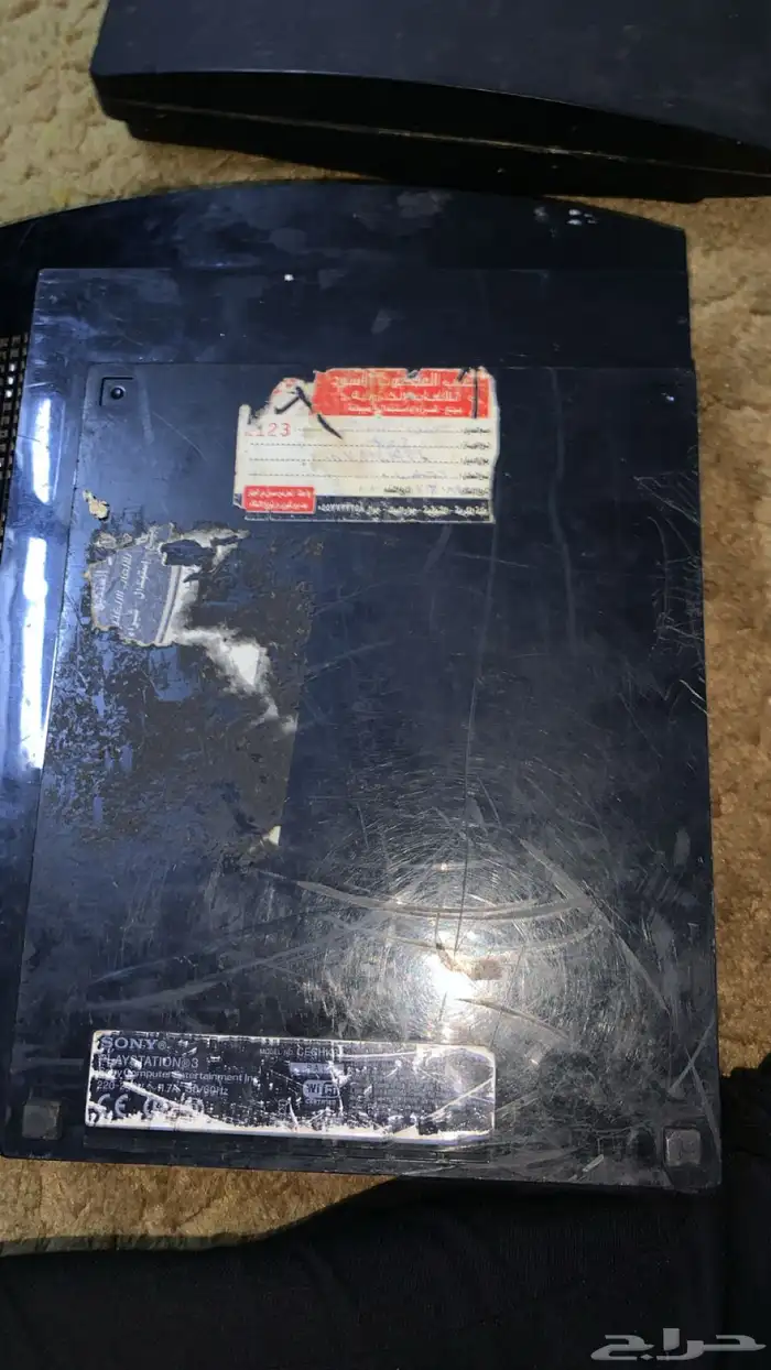 أنا عندي سوني 3 موديل السوني أبيع على الله بس سوني شغال 2