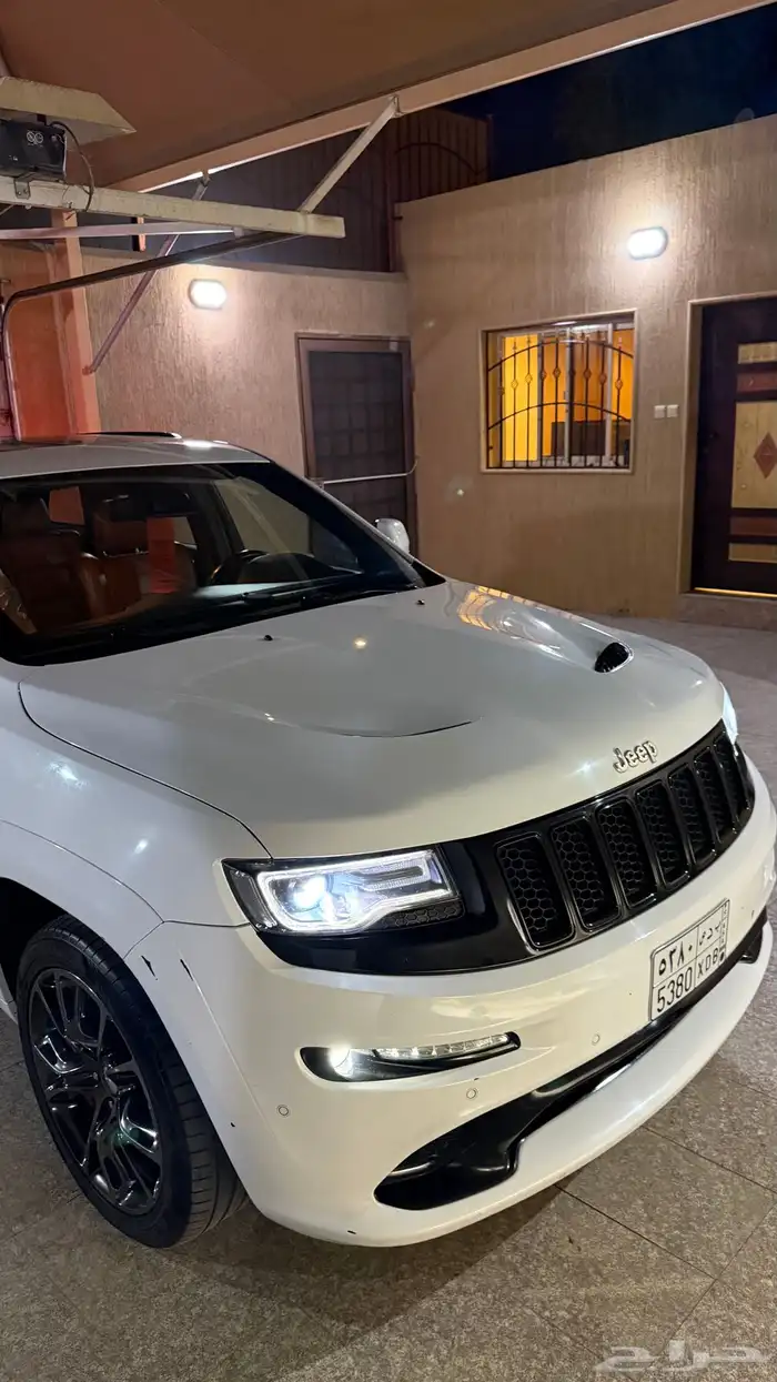 جيب قراند شروكي SRT 8