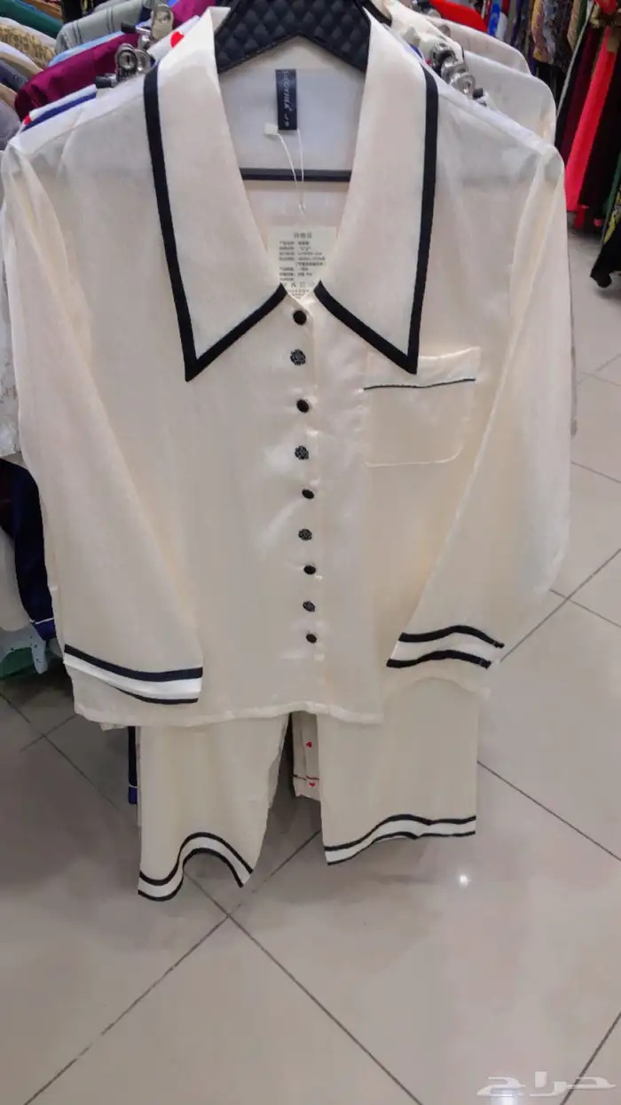 ملابس نسائيه جاهزة 0