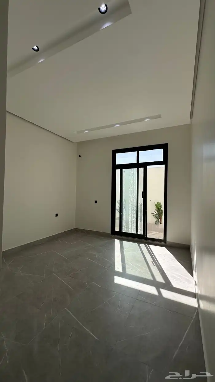 فيلا روف ارضي للبيع حي الشفا 10