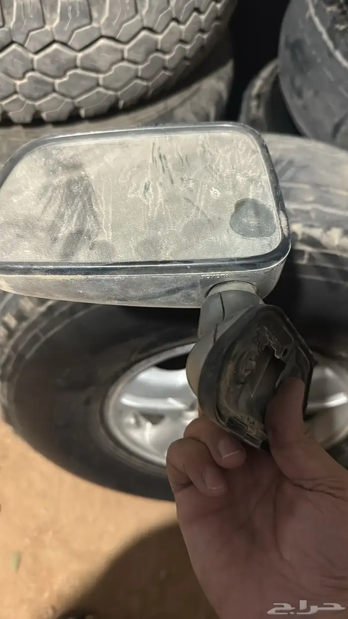 ركن هايلكس 86 ومرايه اصلي يسار هايلكس 88 الى 97 وشكمان اصلي 1