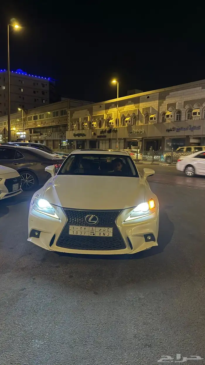 لكسز is250 2