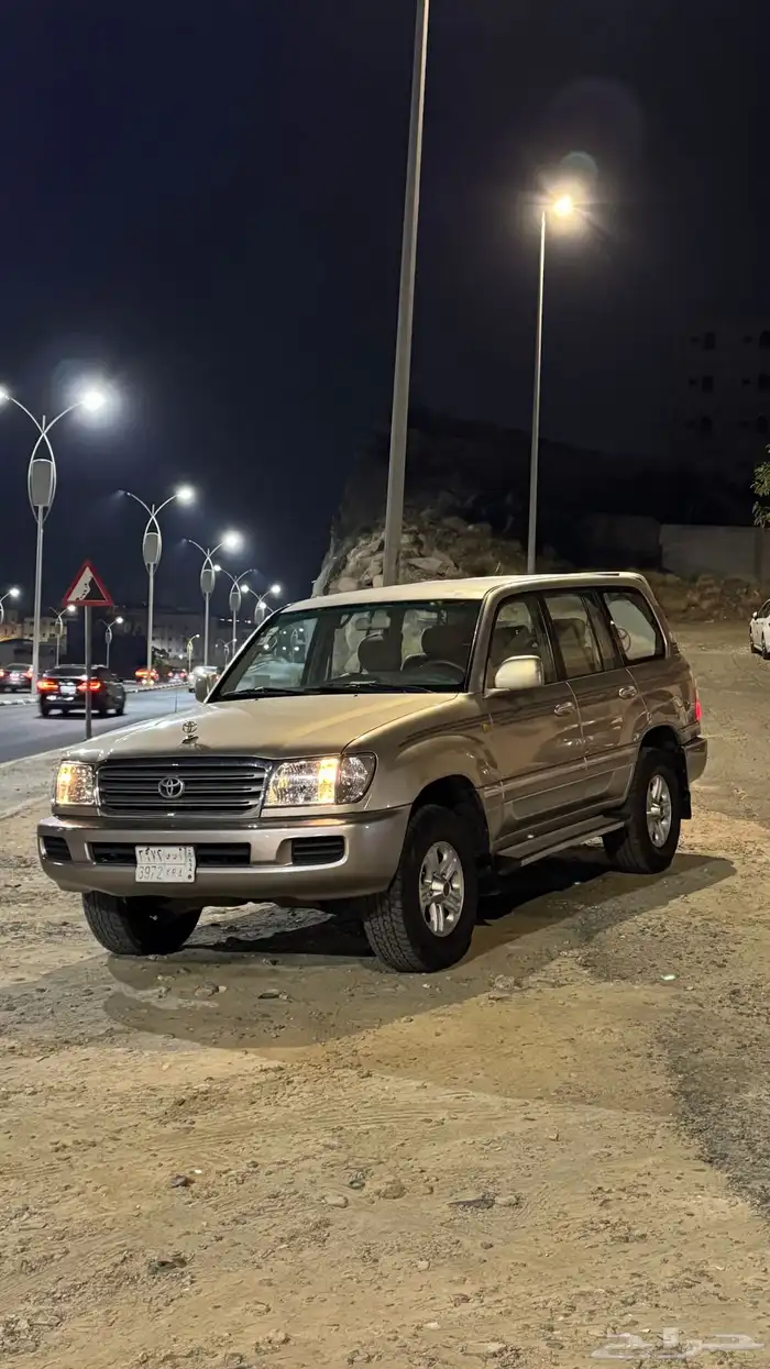 لاندكروزر GXR 2004 0