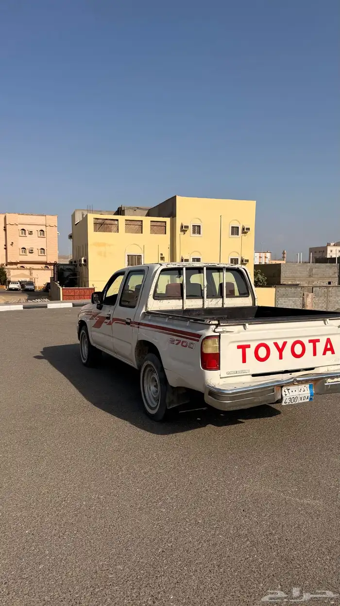 هايلوكس 2000 5