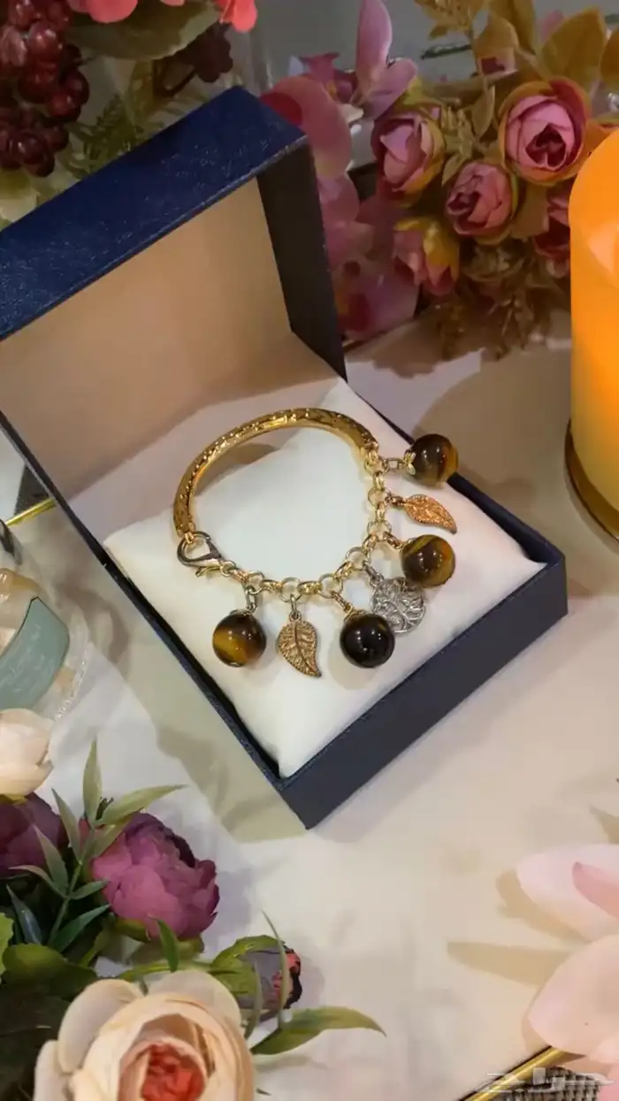 حبتين اساور تركيه مختلفه اللون وشكل جدا جمييله من تركيا 0