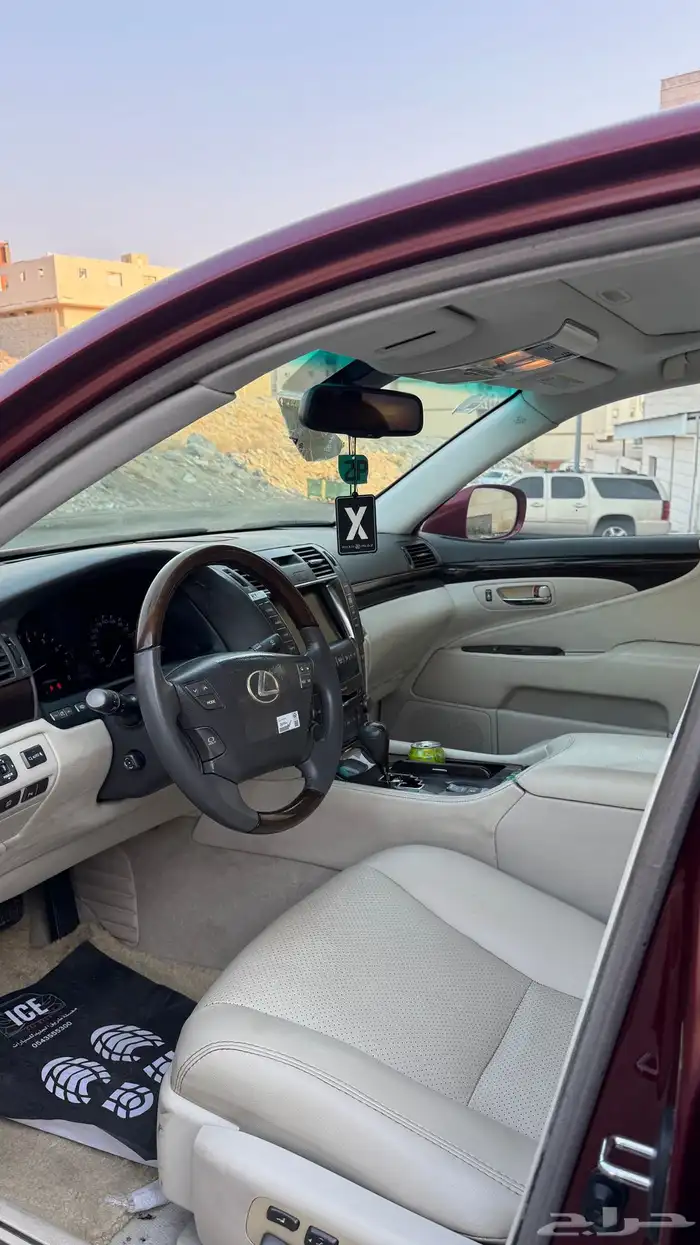 لكزس Ls460L 4