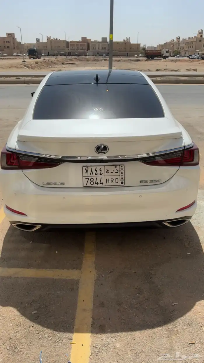 لكزس 2024 ماشي 25 الف LS350CC فل كامل 4