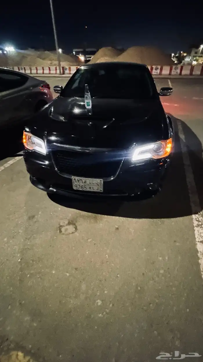 كرايزلر للبدل فقط 2014. V6 5
