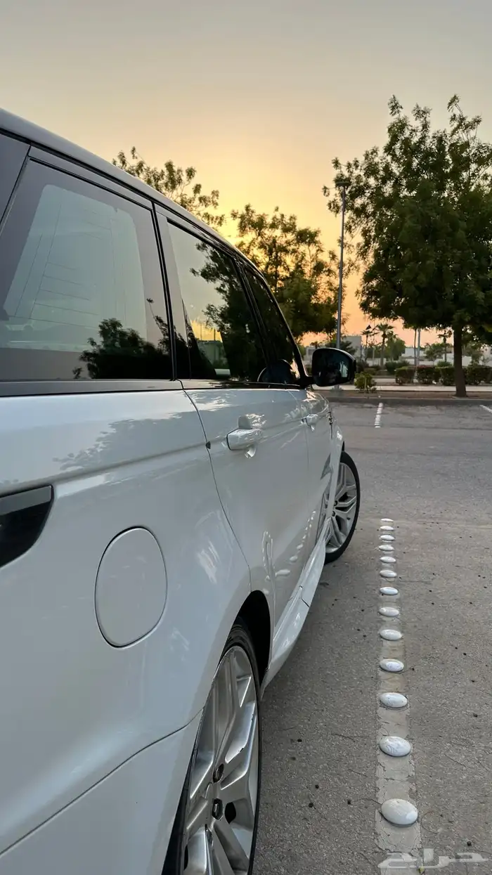رنج رو ر سبورت 17