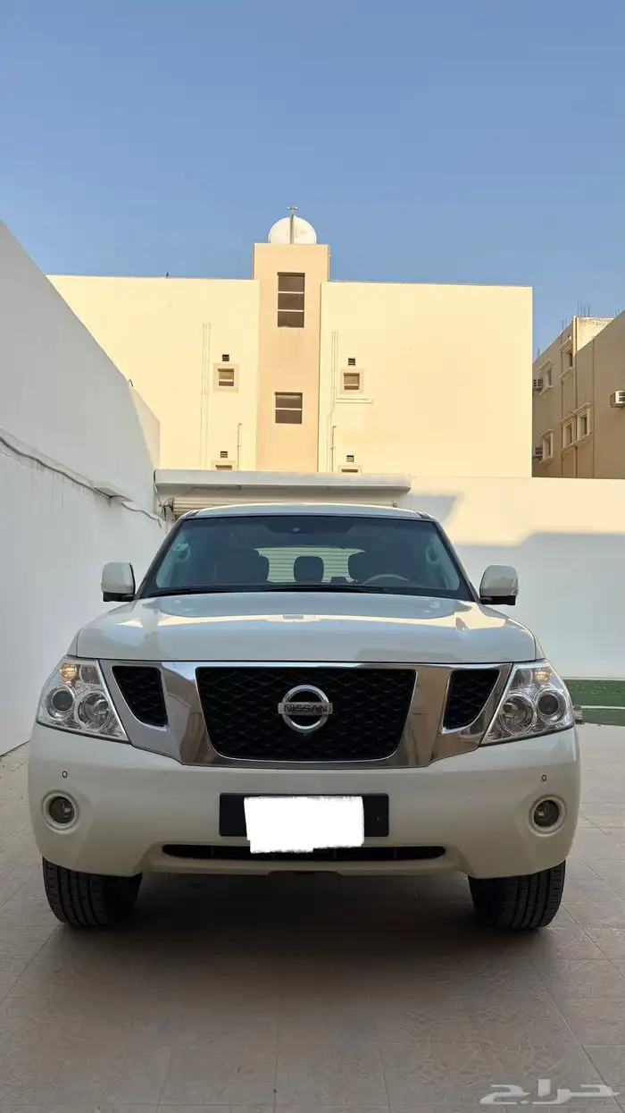 نيسان باترول 2011 1