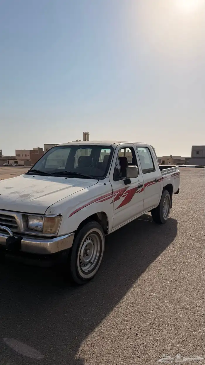 هايلوكس 2000 3