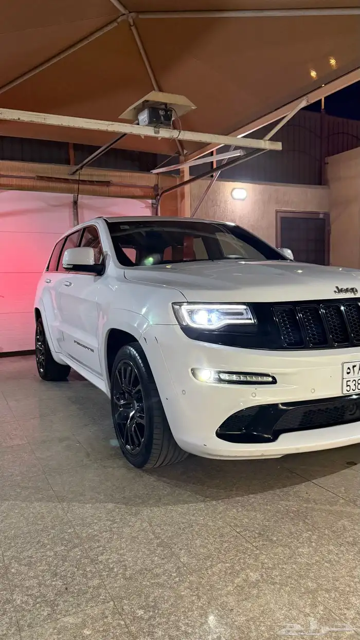جيب قراند شروكي SRT 12