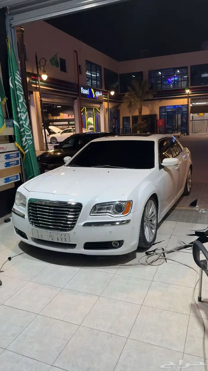 كرايزلر v8 c300 2013 0