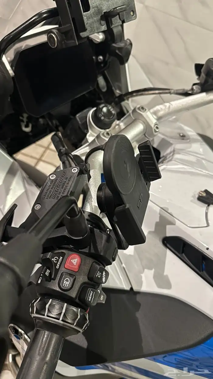 دراجه ادفنشر BMW GSA1200 موديل 2018 9
