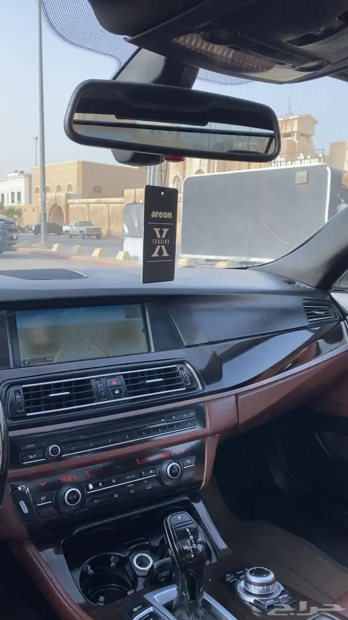 BMW 523 7