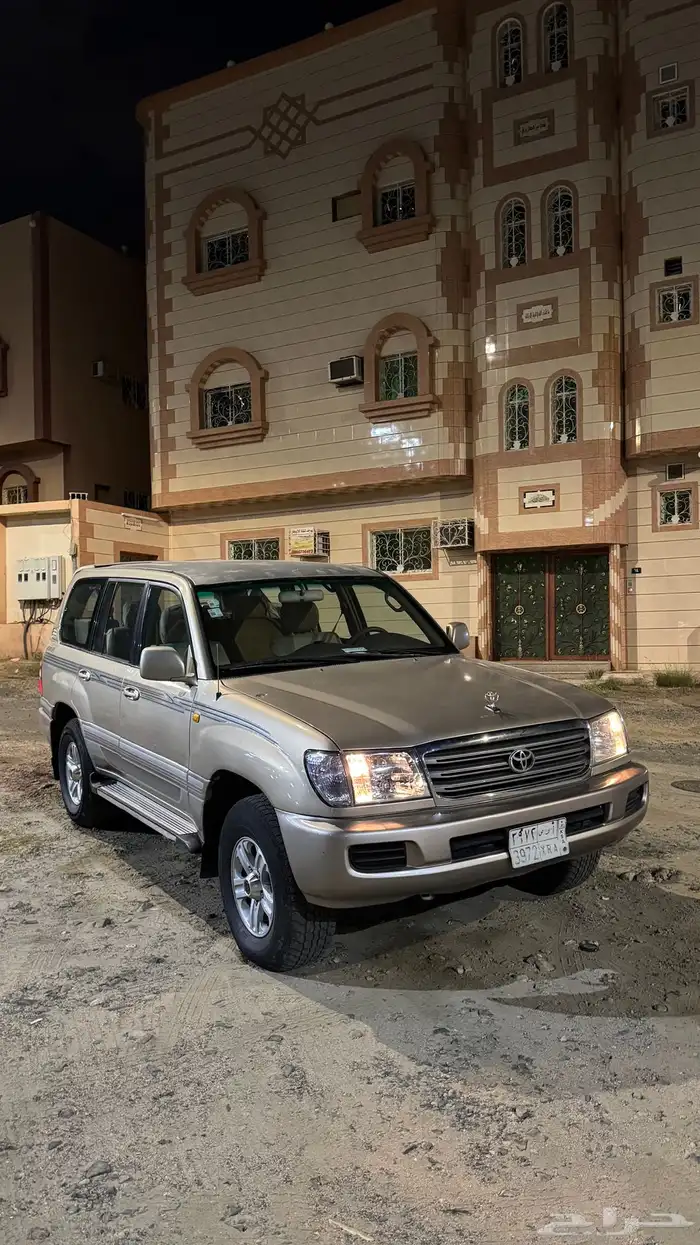 لاندكروزر GXR 2004 1
