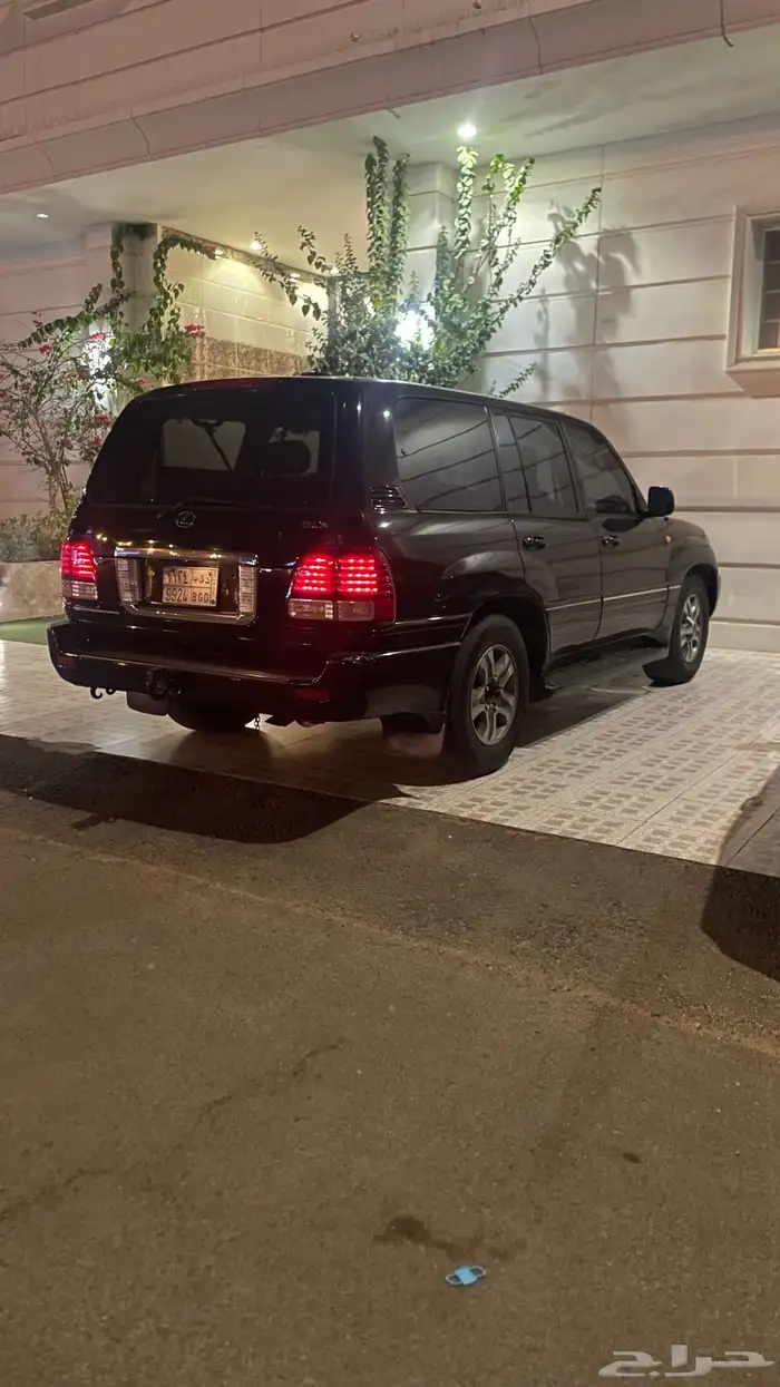 جيب نضيف لكزس 2005 3