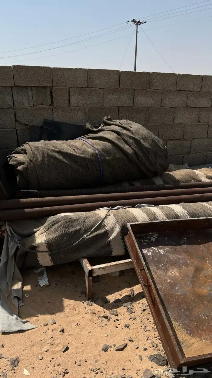 بيت شعر اطول9متر العرض5متر البيت نضيف وا سليم 0