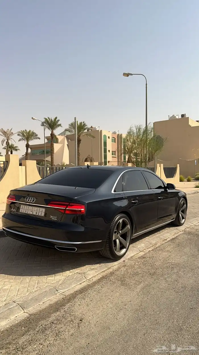 للبيع اودي A8 2015 مصدوم 7