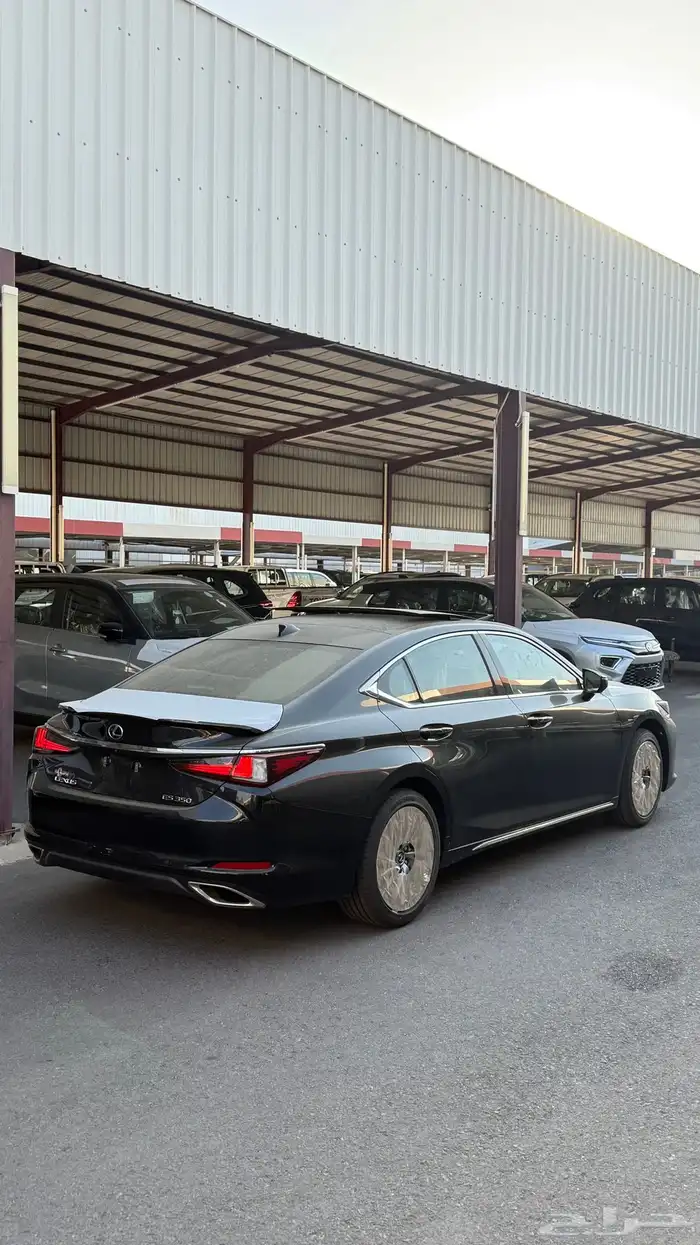 لكزس ES350CCموديل 2025 كاش وتقسيط 5