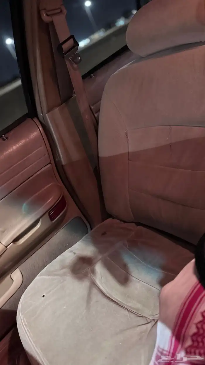 فورد فكتوريا موديل 1998 3