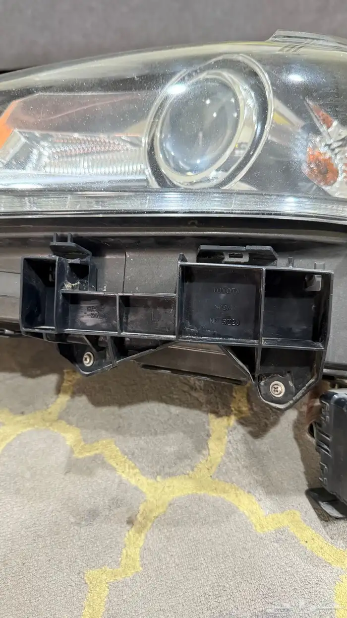 اسطب امامي يمين للبيع لكزس gs350 2014 4