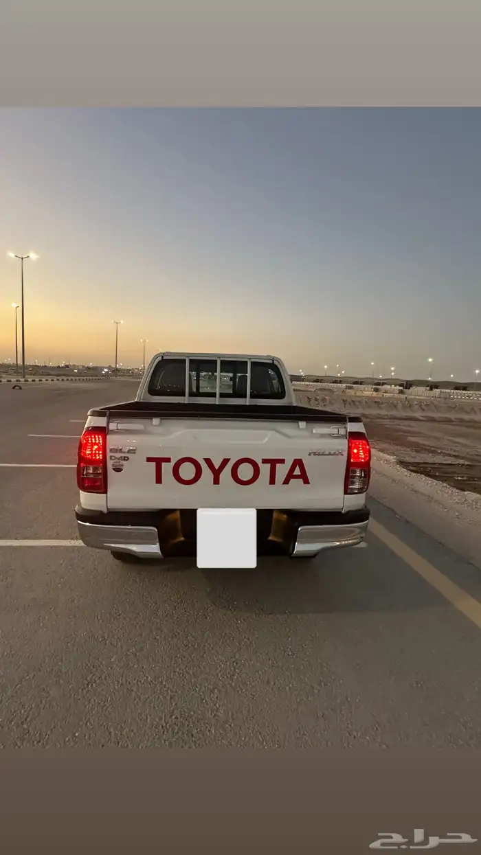 هايلوكس دبل ديزل موديل 2025 5