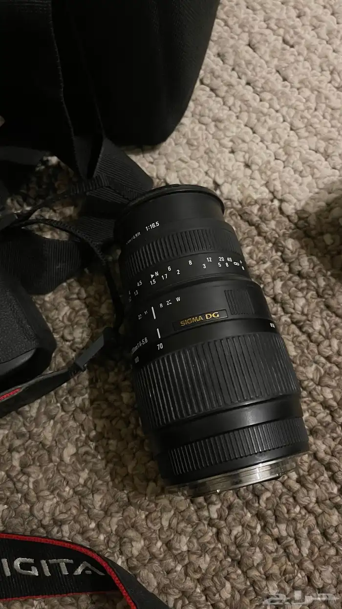 نضيفه للبيع 70-300 عدسة 1