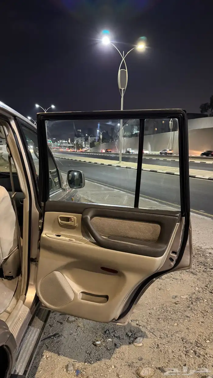 لاندكروزر GXR 2004 14