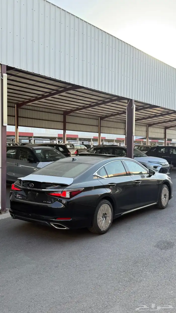 لكزس ES350CCموديل 2025 كاش وتقسيط 4