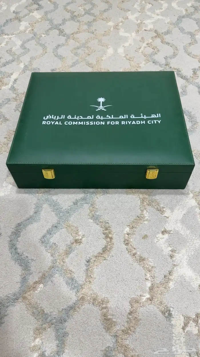صناديق هدايا حكومية فخمة 2