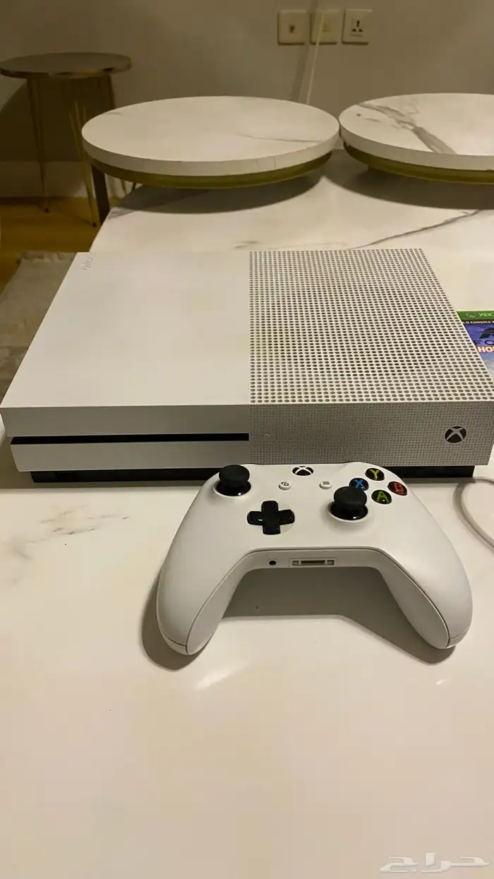 Xbox one S 0