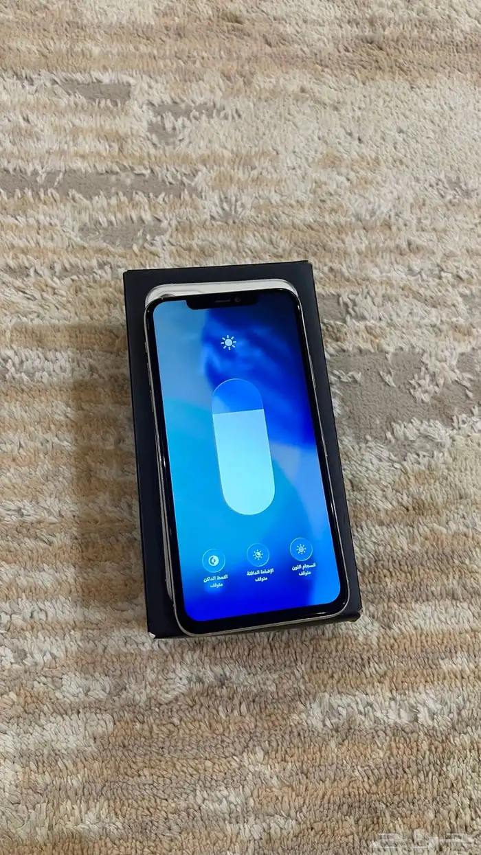 للبيع ايفون 11 برو ماكس 2