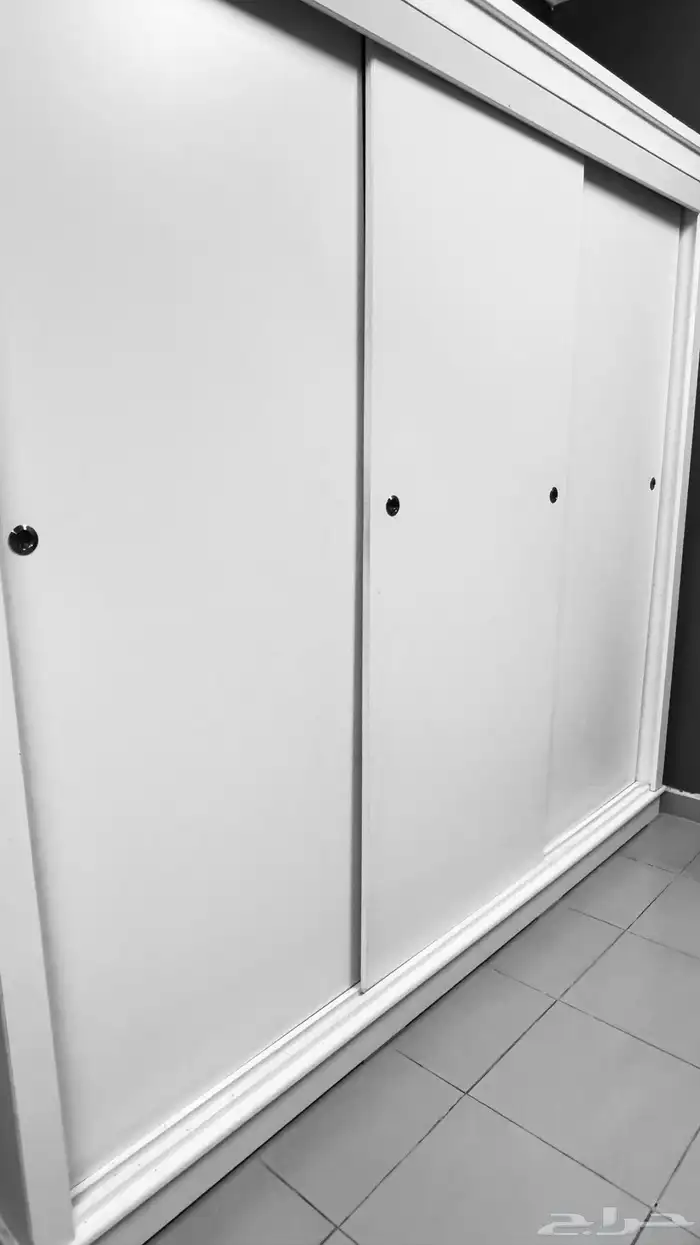 دولاب ملابس للبيع  فقط لاهل المزاحمية 0