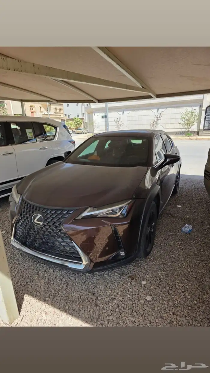 لكزز UX 200 2020 0