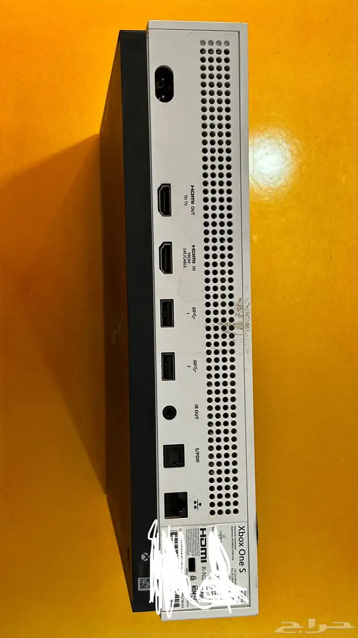 اكس بوكس ون اس 4