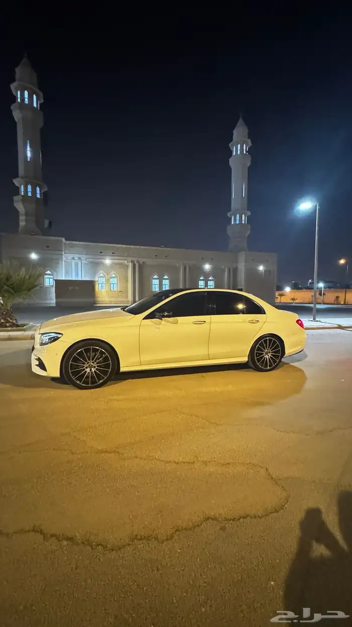 مرسيدس E200 2020 2