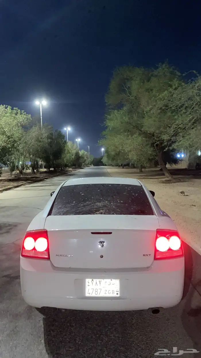 تشارجر 2006 نظيف 4