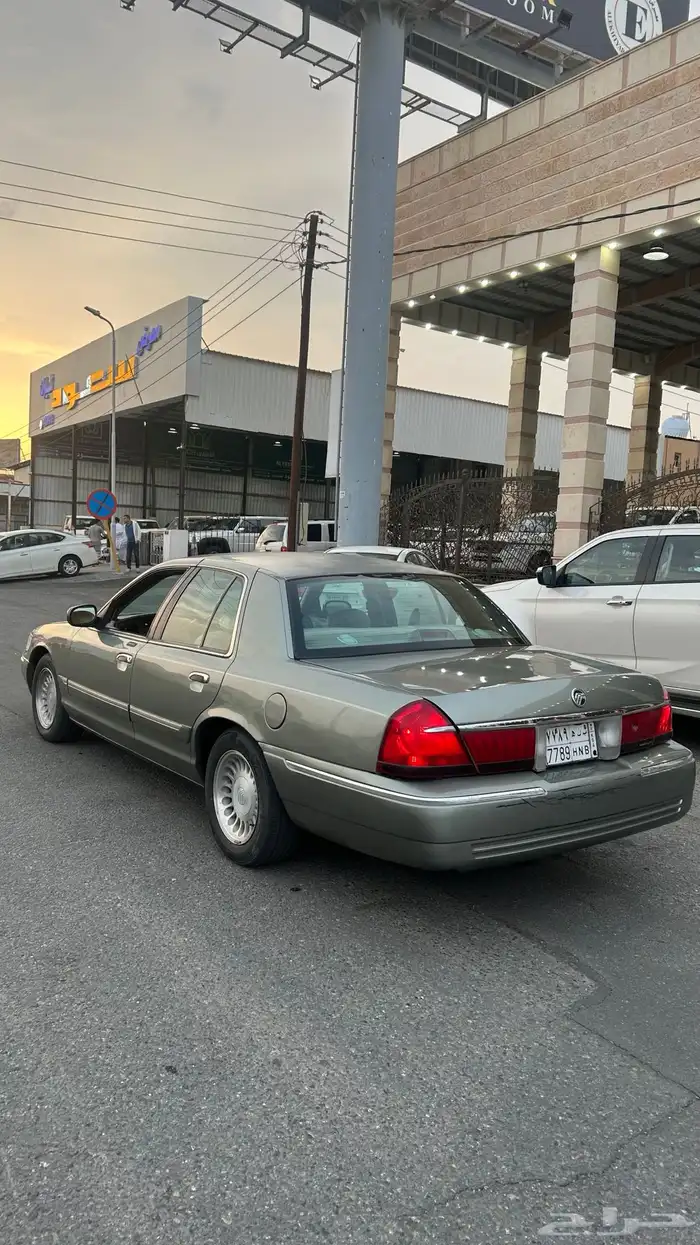 فورد ماركيز 2001 0