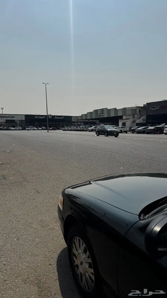 فورد كراون فكتوريا نظيف واللون نادر 4