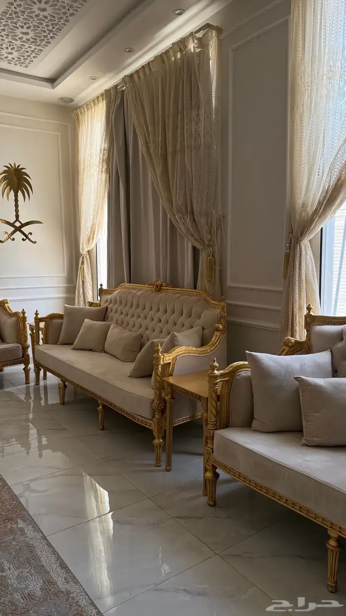 كنب جديد للبيع السعر 7 الاف شامل الطاولات الدوادمي 2