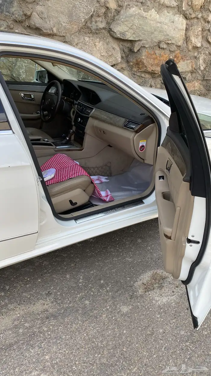 مورسدس 2011 e200 10