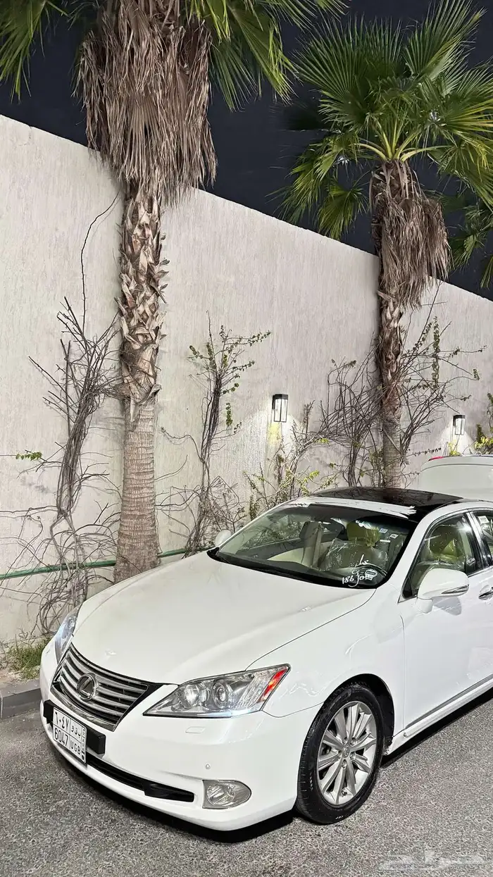 لكزس es350 موديل 2011 15