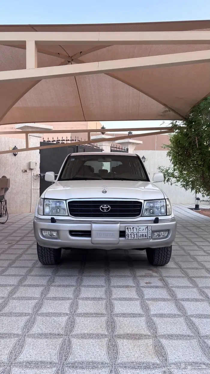 تويوتا vxr1 (قير عادي اساس ) 8 سلندر 98 1