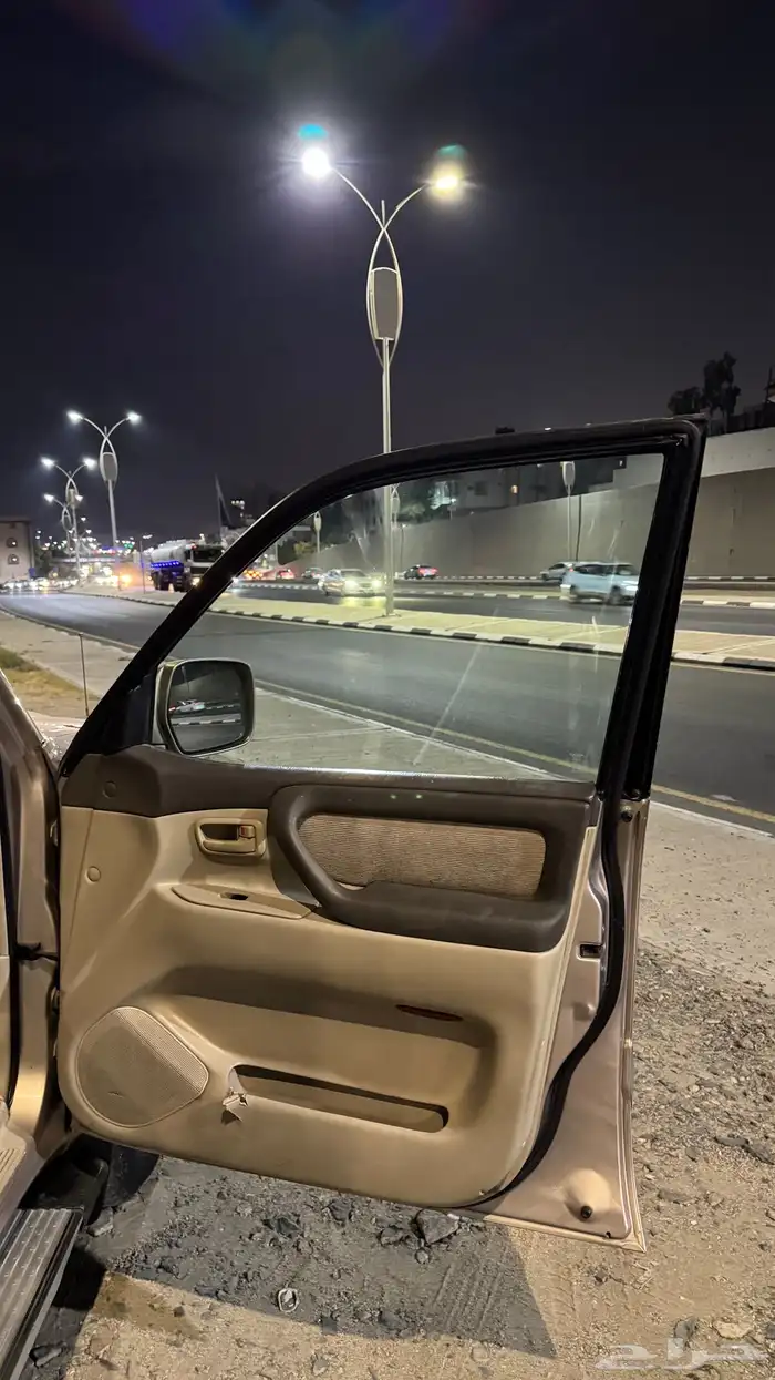 لاندكروزر GXR 2004 16