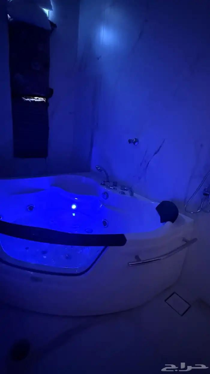 جاكوزي مقاس متر ونص في متر ونص 5